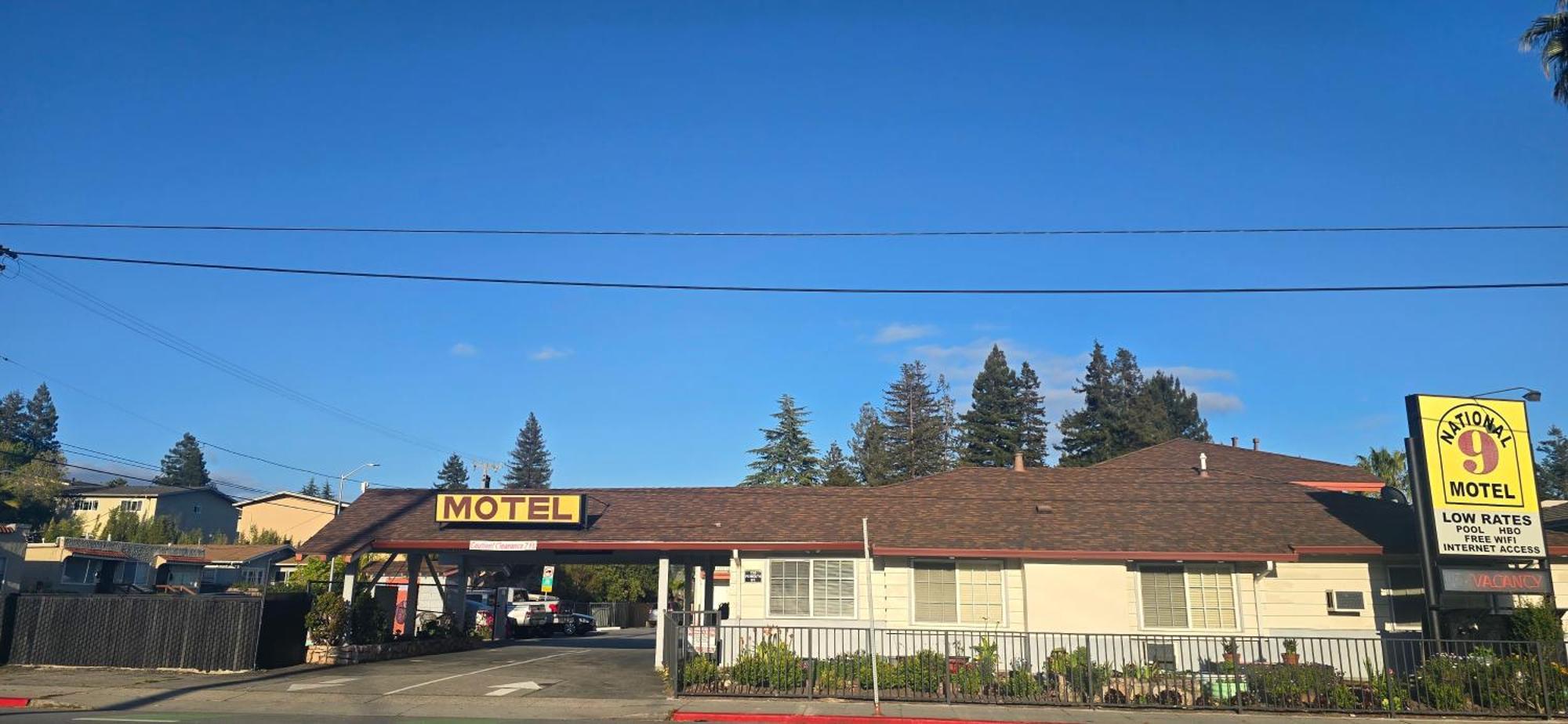 National 9 Motel Santa Cruz Exterior photo
